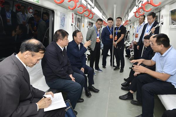 9-18地铁-600.jpg