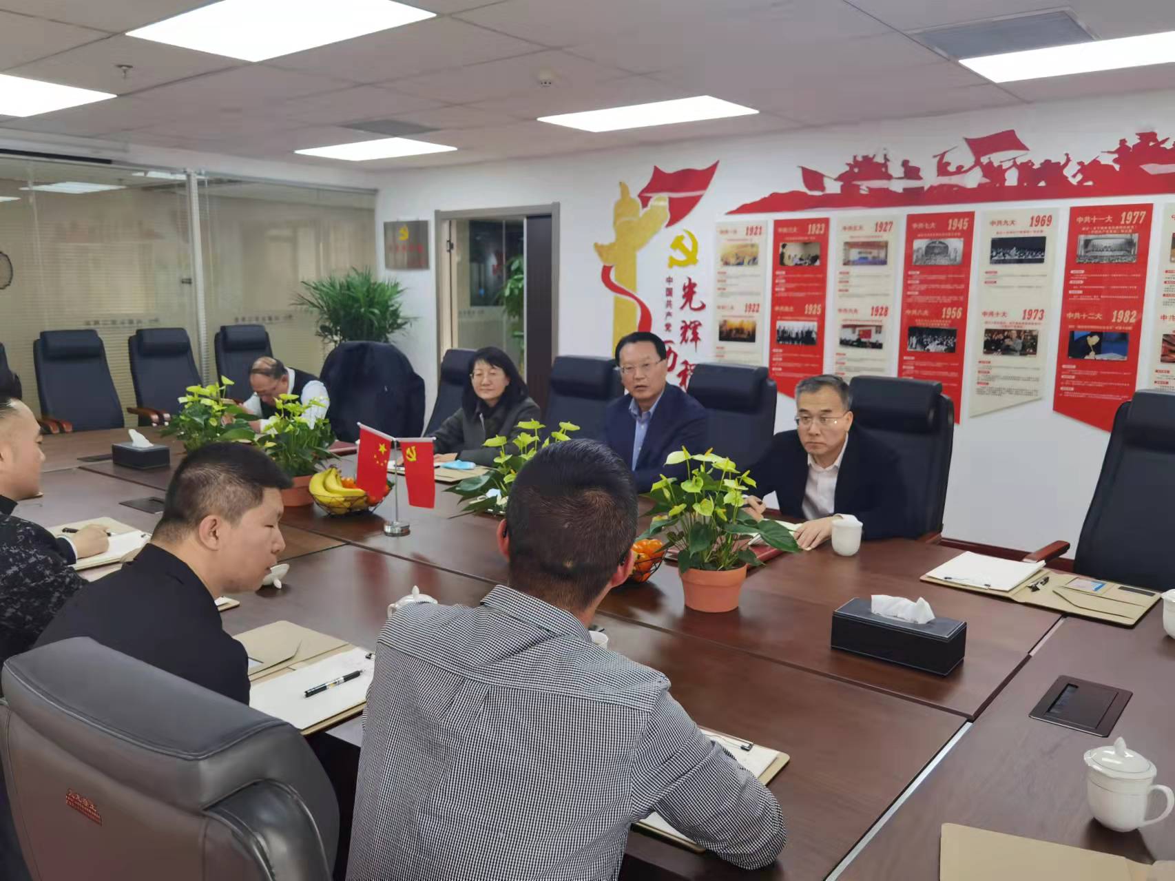 市政协党组书记、主席提名人选李炯围绕优化营商环境赴商会调研