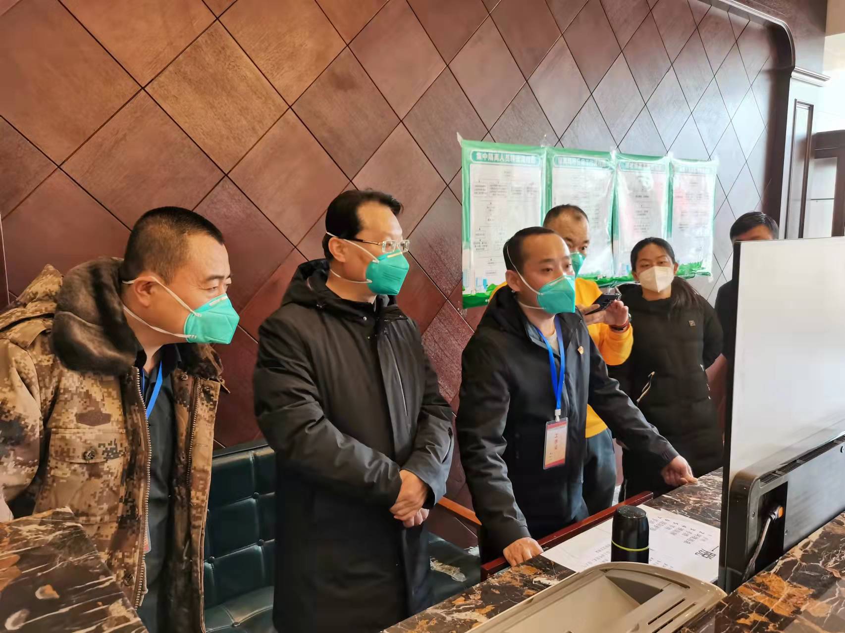 李炯深入赛罕区督导疫情防控工作