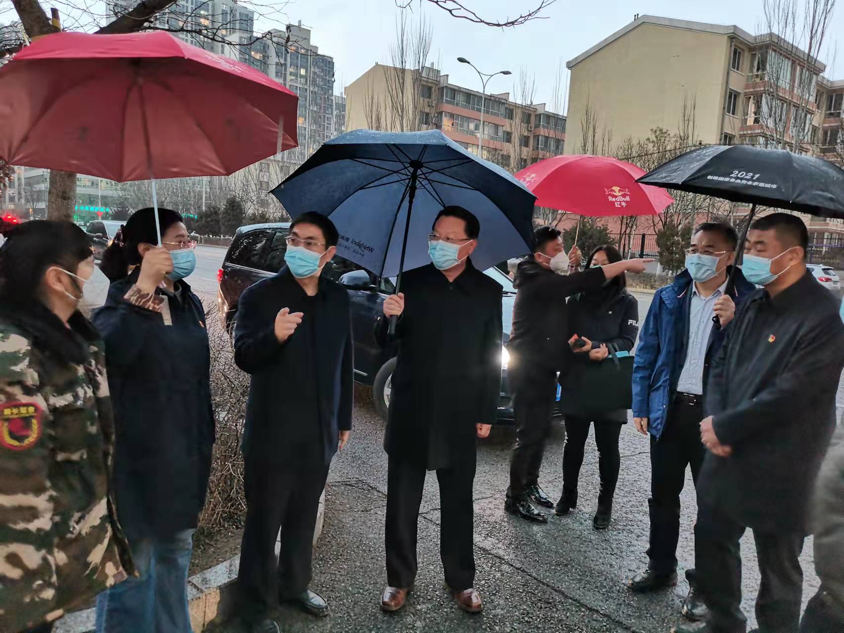 李炯深入赛罕区督导疫情防控工作